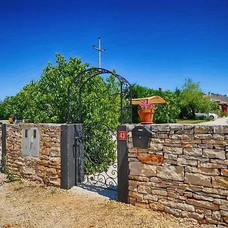 In - Istrien 52053 Villa Tinjan