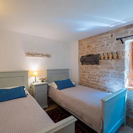 In - Istrien 52053 Villa Tinjan
